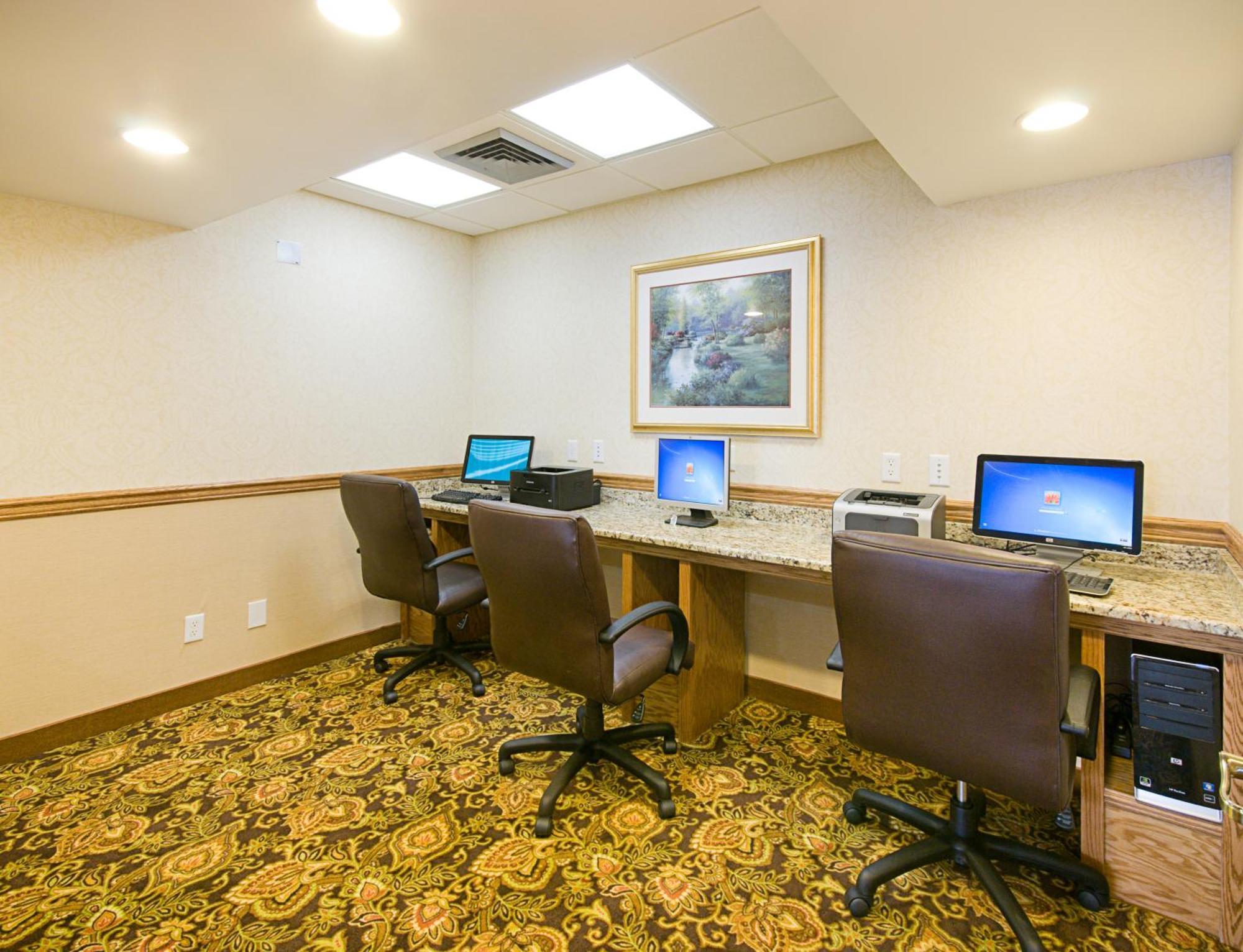 Quality Inn & Suites Saginaw Udogodnienia zdjęcie